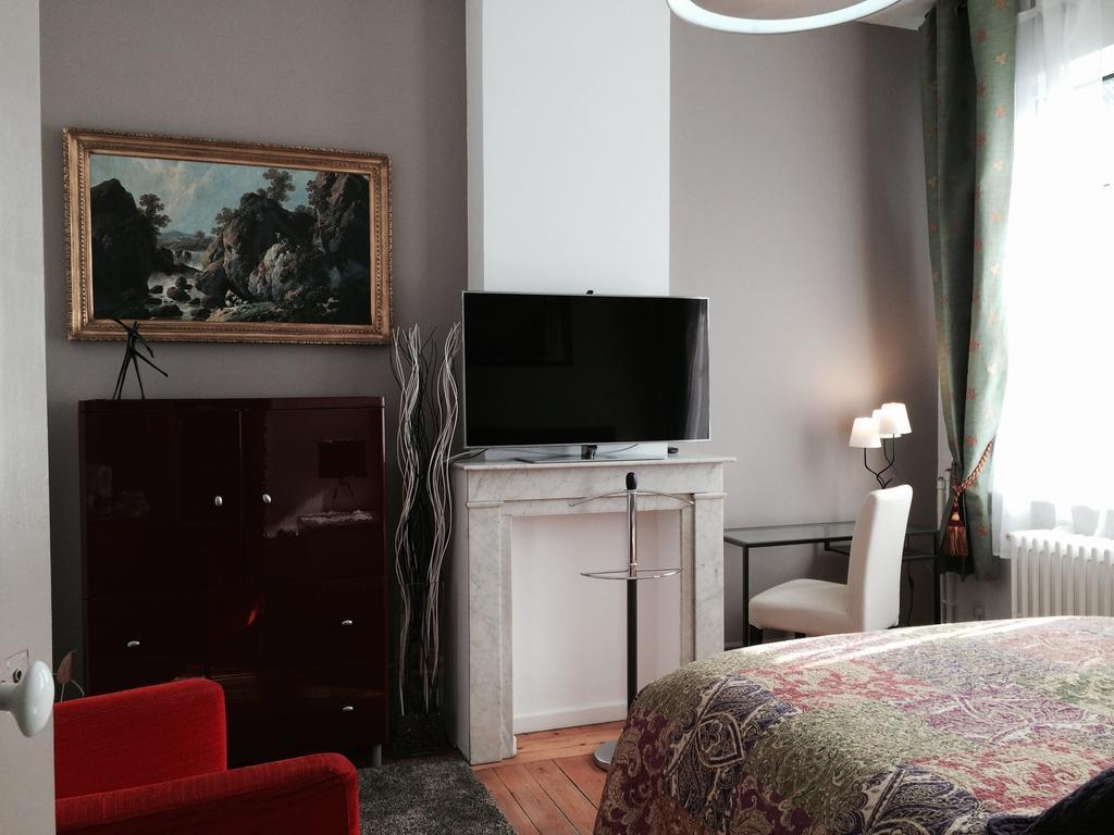 Chambres Et Table D'Hotes La Belle Lensoise Bilik gambar
